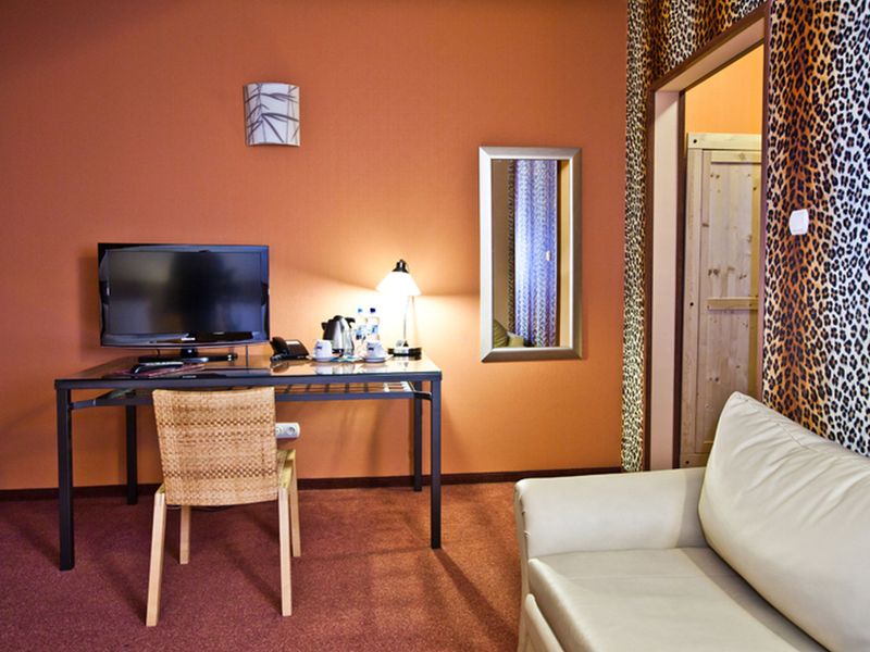 Hotel Photo 8