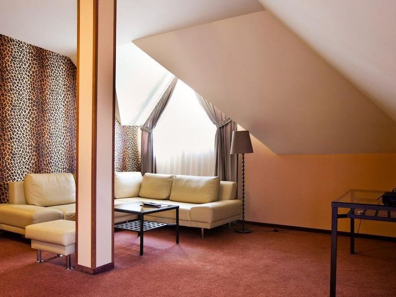 Hotel Photo 9