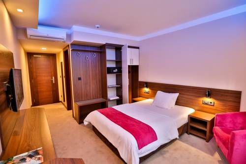 Hotel Photo 9