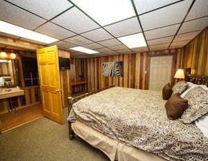 Log Cabin Lodge & Suites Donegal United States
