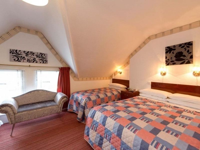 Hotel Photo 12
