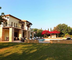Aphrodite Hills Golf & Spa Resort Residences - Superior Villas Kouklia Cyprus
