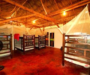 Tiki Hut Hostel Nevamar Colombia