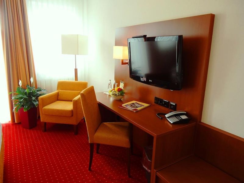 Hotel Photo 8