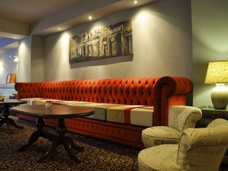 Hotel Photo 9
