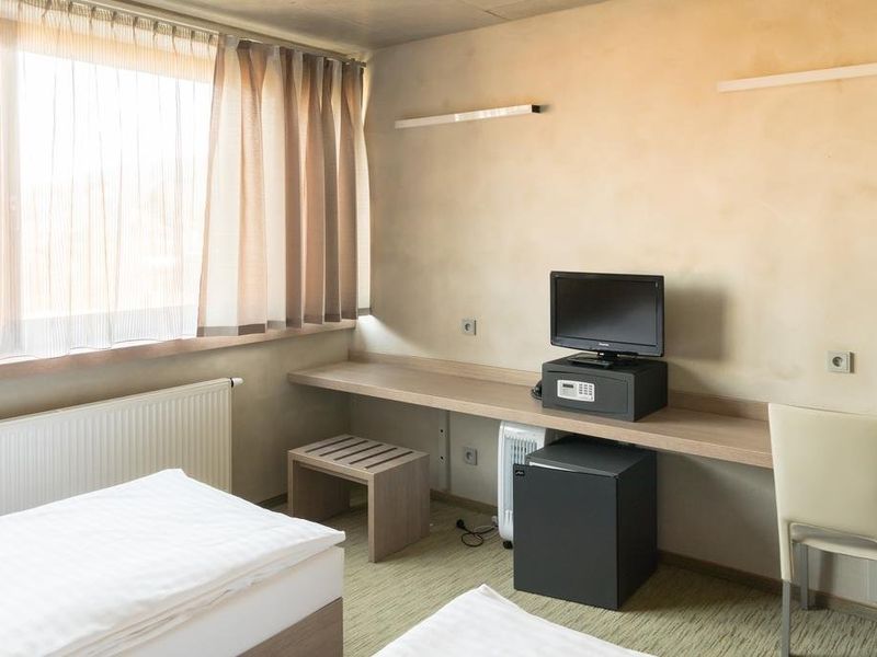 Hotel Photo 8