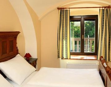 hotel booking template