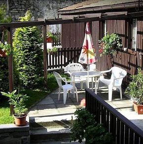 NearBy Hotel