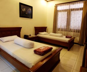 Pondok Asri Family Guest House Surabaya Indonesia