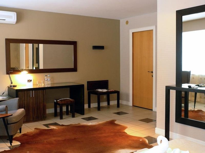 Hotel Photo 8