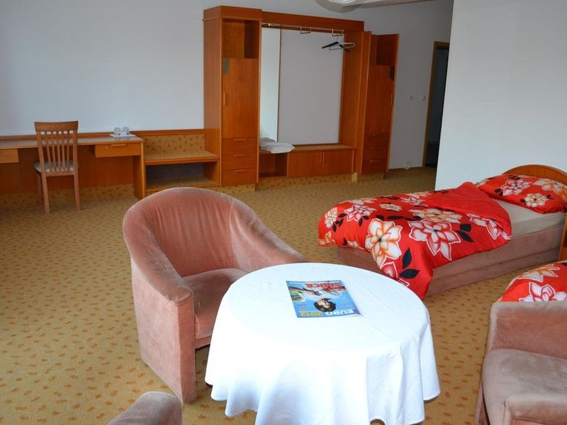 Hotel Photo 6