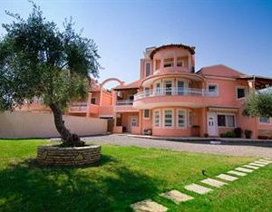 Villa Rosa Dassia Greece