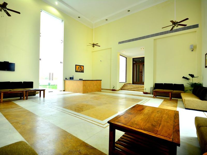 Hotel Photo 12