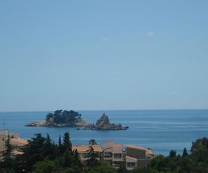 Apartments Val Petrovac Montenegro