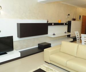 APARTAMENT TANYA TUDOR??S RESIDENCE Mamaia Romania