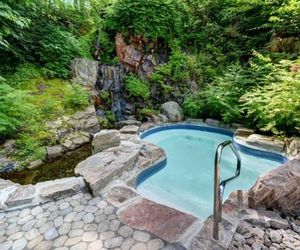 Les Eaux by Chez Tremblant Mont Tremblant Canada