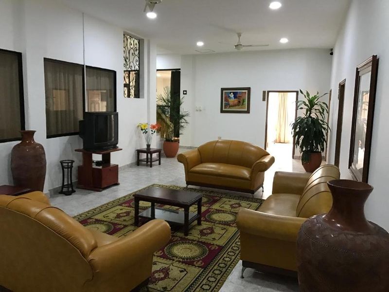 Hotel Photo 9