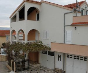 Apartments Budimir Slatine Croatia