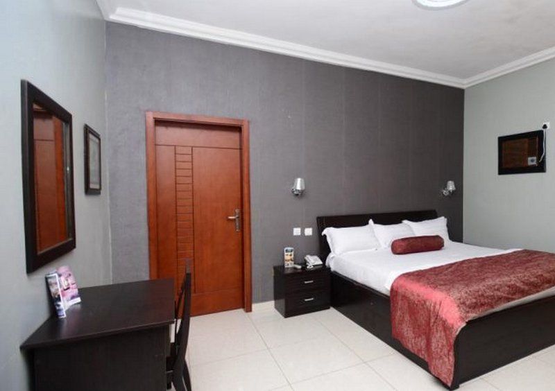 Hotel Photo 12