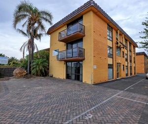 Bayswaterfront Apartments Glenelg Australia