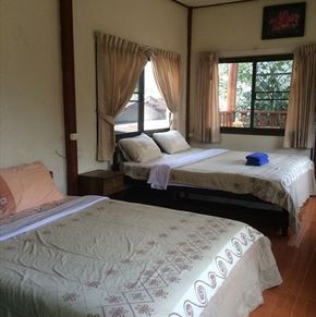 NearBy Hotel