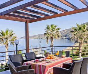 Kallinousa Beach Villa Pomos Cyprus