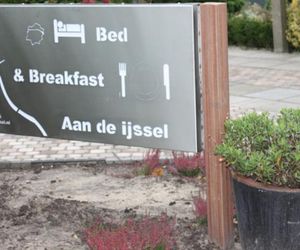 Bed & Breakfast Aan de IJssel Zwolle Netherlands