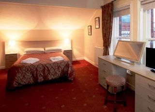 Arncliffe Hotel