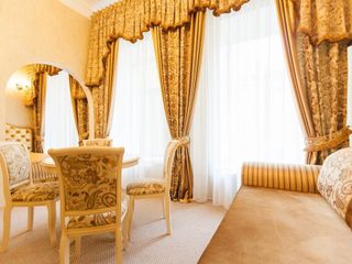 Версаль Отель