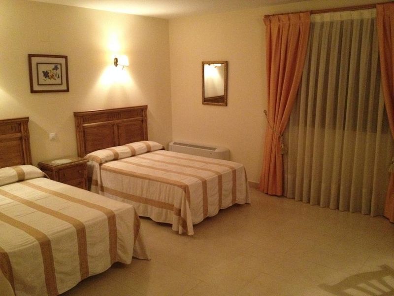 Hotel Photo 1