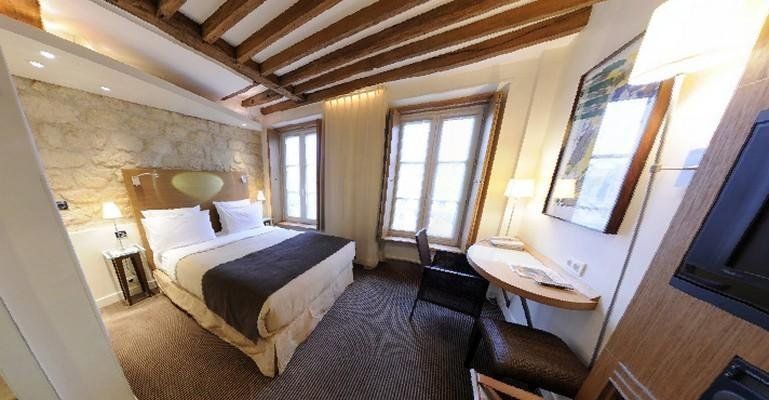 Select Hotel