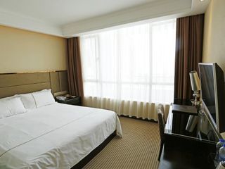 Фото отеля Zhanjiang Jiali International Hotel