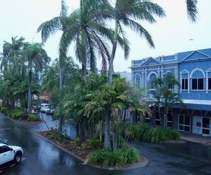 Mcguires Cbd Hotel Mackay Australia