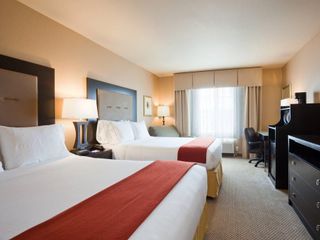 Фото отеля Holiday Inn Express & Suites Washington - Meadow Lands, an IHG Hotel
