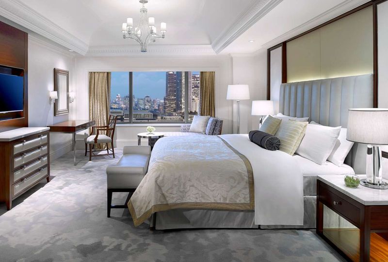 image of hotel Shangri-La Jakarta