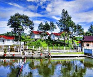 Marbella Twin Waterfall Resort Lembang Indonesia