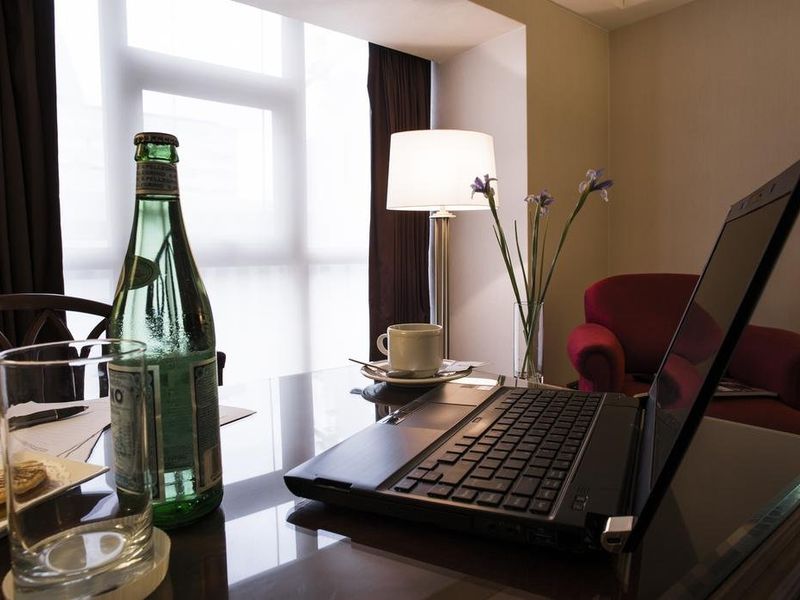 Hotel Photo 5