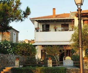 Zouzoula House Milina Greece