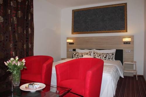 Hotel Photo 6