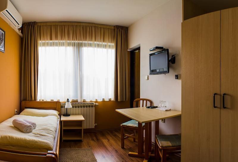 Hotel Photo 1