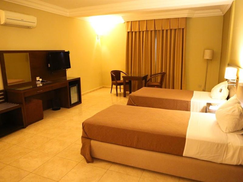 Hotel Photo 5
