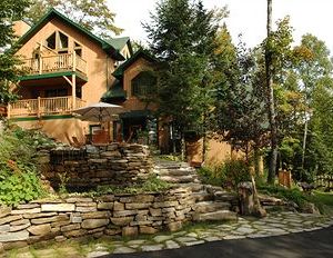 Auberge Le Refuge Mont Tremblant Canada