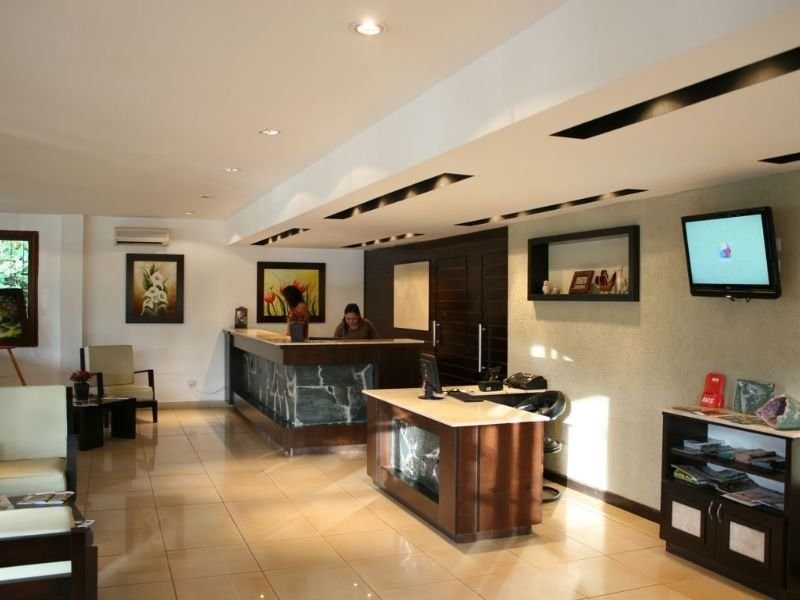 Hotel Photo 6