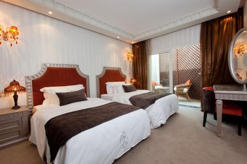 Hotel Photo 9