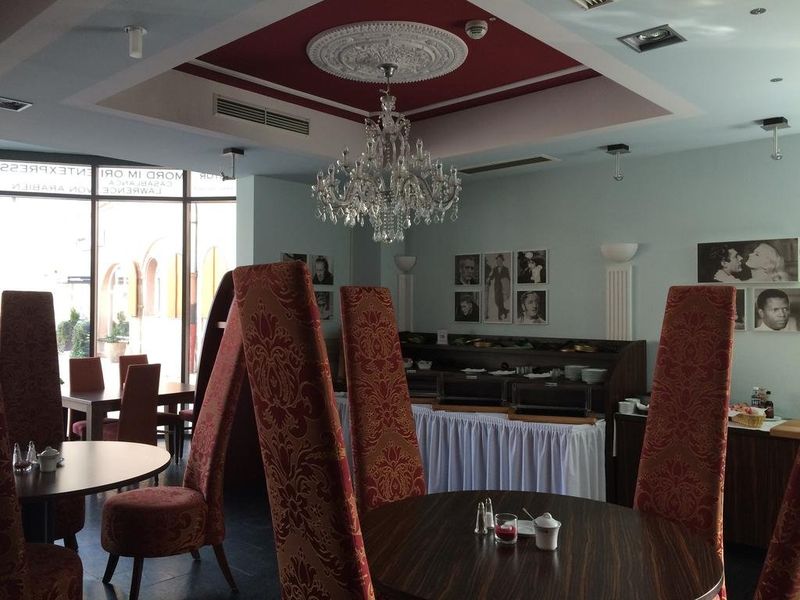Hotel Photo 11