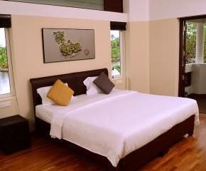 NearBy Hotel
