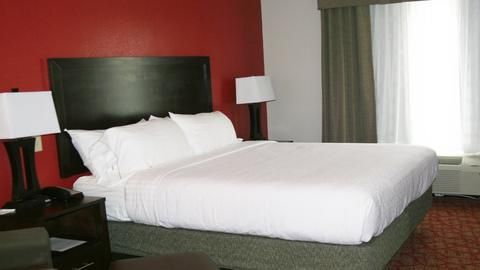 Photo of Holiday Inn Guin, an IHG Hotel