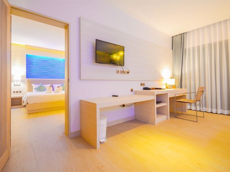 Hotel Photo 6