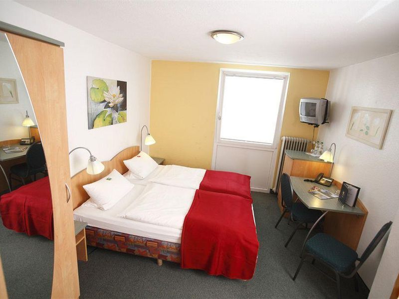 Hotel Photo 6