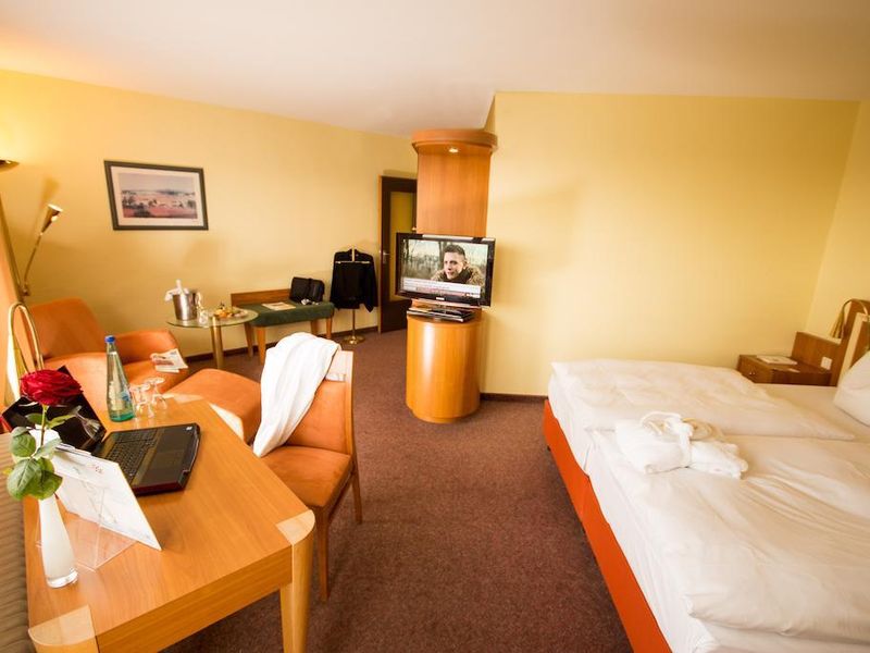 Hotel Photo 6